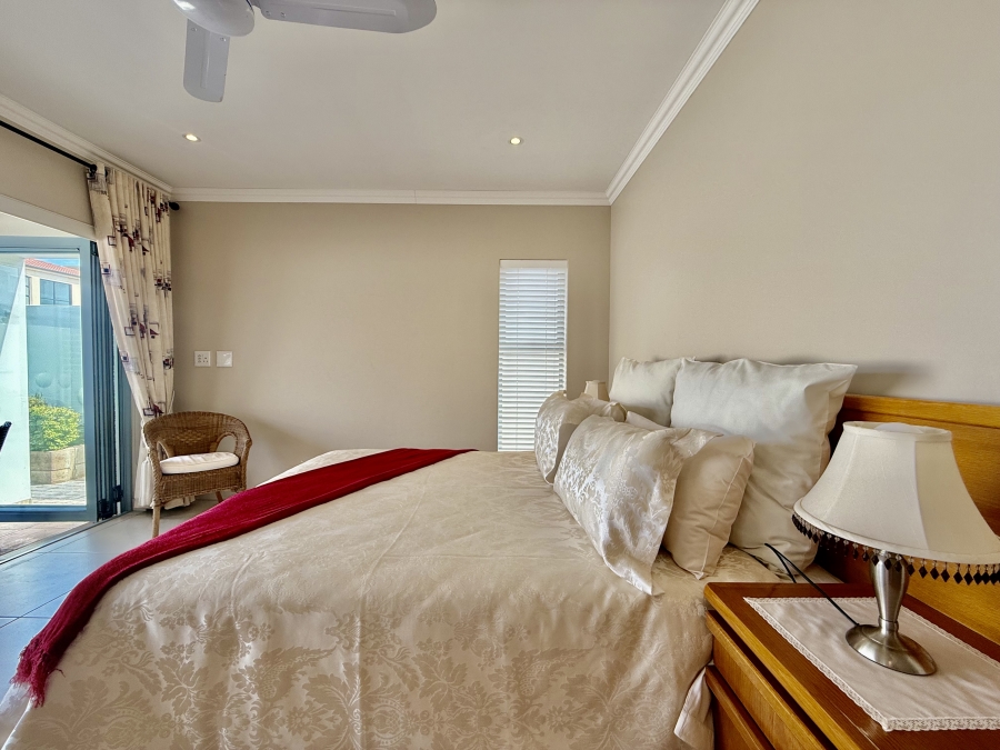 4 Bedroom Property for Sale in Blue Lagoon Western Cape